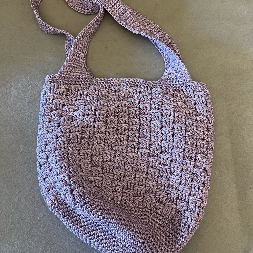 The Sak Crochet Shoulder Bag in Lavender